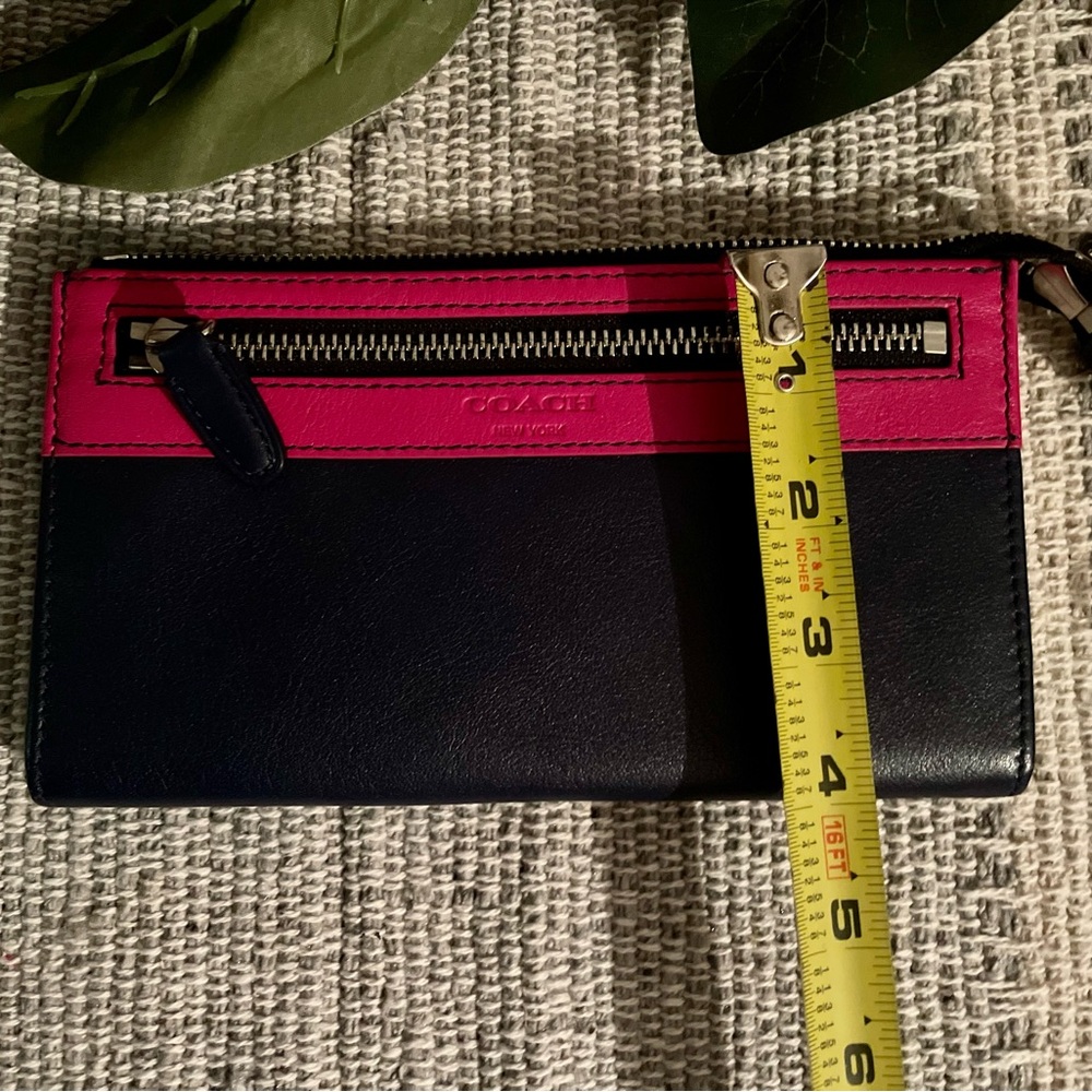 Navy/Pink Coach wallet/wristlet.